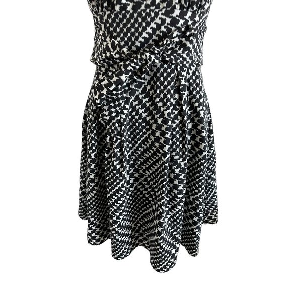 VICTORIAS SECRET Black White Plaid Waist Tie Dress Size 4 - Picture 5 of 5